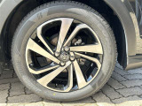 純正アルミホイール 195/60R17