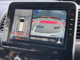 アラウンドビューモニター装備!空から見ているような映像によって不慣れな場所での車庫入れや縦列駐車等はもちろん狭い道でのすれ違いも安心していただけます♪