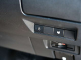 ハンドルヒーター装備で、 寒い時期の運転時に重宝します。
