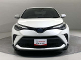 「フロントマスク」です。車の印象を決めるのは【顔】。この車の顔つきは、きっとあなたにピッタリ!?