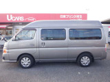 内外装およびエンジンル-ムなど専用クリ-ニング致します。車両クリ-ニングのプロが施工致しますので!高品質な1台に蘇りますよ♪(全在庫無料施工)