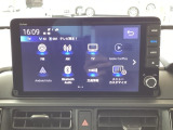 ドライブの必需品。見やすい・使いやすいHonda純正のメモリーナビを搭載しています。