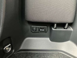 トランクルーム内にもアクセサリーコンセントがございます!
