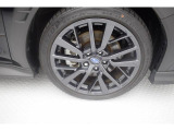 特徴6 アフターフォローもしっかり。納車後のちょっとした気になる事など無料の1ヶ月点検にて何なりとお申し付けください。その後の半年毎の点検の案内をダイレクトメールにてお送りさせて頂きます。
