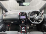 広々とした視界を体感できます。運転が楽しくなりますね。