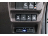 ホンダセンシング搭載!誤発進抑制機能・路外逸脱抑制機能・歩行者事故低減ステアリング・車線維持支援システム・先進車発進お知らせ機能など多彩な先進安全機能でより安全で快適なドライブを支援します。