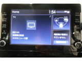 ディスプレイオーディオを装備。スマホとクルマをつなぐことで、これまでのナビに加えて、いろんなサービスが楽しめます。