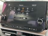 ラジオやテレビ、Bluetoothなど複数の音源が画面に並び、利用したいものを選択できます。普段の音楽鑑賞やラジオ視聴など、好みに合わせて使えます。