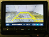 ■バックカメラ■ガイドラインが付いているので車庫入れも楽々です!トランク下部分の死角もカバーしてくれるので運転も安心です♪