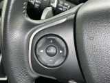 ステアリングスイッチ装備!運転しながら手元でオーディオの操作などができます。