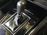 オートマのシフトレバーは操作しやすい位置にあります。
