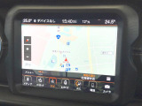 ●純正ナビ:一体感のあるナビは、高級感ある車内を演出してくれます。Bluetooth再生などオーディオ機能も充実しておりますので、運転もより楽しめます♪