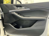 【ご納車後について】遠方のお客様はお住まいのエリアのBMWサービス工場にてメンテナンスを受けて頂けます。現地BMWへのお取次ぎなどもさせて頂きますのでご安心下さい。