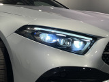 LEDヘッドライト夜の視界でも明るいです。