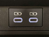USB Type-Cポートがついています。