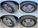 タイヤ4本それぞれの写真です。155/65R14タイヤ&フルホイールカバー装着