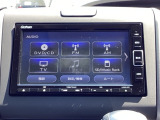ドライブの必需品。見やすい・使いやすいHonda純正のメモリーナビを搭載しています。