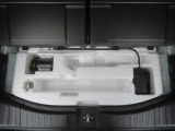 【車載工具】パンクなどのもしもの時に役立つ車載工具を収納しておくことができます。