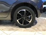 新車装着のタイヤです。