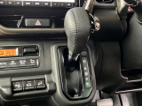 CVT(無段階変速)を搭載。変速ショックが無く加速がとってもスムーズです!エンジン負荷を抑えて、低燃費を実現しています◎