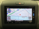 ナビゲーションはフルセグTV対応のGathers純正メモリーナビを搭載しています。Bluetoothオーディオ機能がありますので、スマートフォンなどの音楽も再生できます。