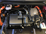 エンジンルームもしっかり洗浄していますので、覗いてみてください。