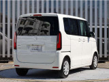 お支払いはホンダクレジットをご利用ください。運転免許所をご持参いただければ審査が可能です。また月々のお支払金額を抑えられるなど、メリットがいっぱいの据え置きクレジットもご用意しております。