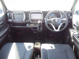 【運転席・インパネまわり】ハンドル・シート・フロアーなど隅々までプロによるクリーニング済み☆彡キレイな車内でドライブが一層快適にお楽しみいただけます!!