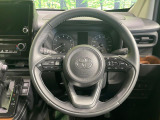 【純正革巻きステアリング】上質な革を使用することで、手にしっかり馴染みとても運転しやすいハンドルです♪