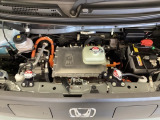 ホンダスタッフがしっかり整備して保証付きにてお渡し致します。エンジンルーム&室内ルームともにクリーニング済みで清潔です。快適なドライブをお楽しみください。