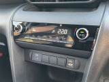 オートエアコン★温度を設定すれば車内を快適に保ってくれます♪