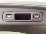 【電動リアゲート】トランクスイッチや純正リモコンなどボタン一つで簡単スムーズに開閉できます♪