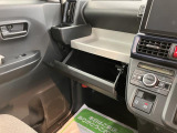 店内では季節で変わるダイハツオリジナルの美味しいスイーツとドリンクでおもてなしいたします。