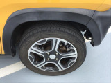 車の外観スタイルアップするならアルミは基本装備です。