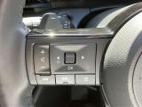 ■ステアリングスイッチ■ハンドル手元でオーディオの操作が簡単に出来ます。運転中でもナビまで手を伸ばさずに操作が出来て安心です。