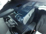 安心装備ドライブレコーダーを装備しています。自車の走行状態を常に録画しています。