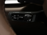 アダプティブ・クルーズコントロールを装備しております。