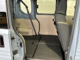 豊富に在庫を取り揃えています。 軽自動車からミニバン、セダン、SUV、話題のハイブリッド車などなど続々入荷中です!
