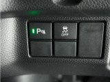 ◆障害物センサー◆車庫入れの時などに近くに障害物がある場合、障害物までの距離を音で知らせてくれます。