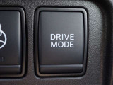 【DRIVE MODE】Sモード・ ECOモード・NORMALモードの3種  ♪ 普段の運転ではECOモード、軽快な加速とECOを両立したいときはSモードをおすすめします。