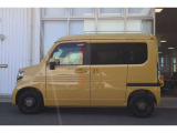 【走行距離 】約0.4万キロ走行しているお車になります!当社試乗車のため、走行距離も少なくおすすめです!