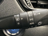 明るいライトが夜道を明るく照らしてくれます。運転する上で、道路状況をいかに早く認識できるか重要なポイントです。