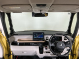 【前方視界】開放的な前方視界!運転がしやすく疲れにくいです♪窓が大きく、見通しがとっても良いおクルマですよ♪