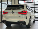 BMWのメカニックによる、100項目の納車前点検エンジン、ミッション、マフラー、電気系統やコンピュータなどを詳細に点検します。交換基準の部品があれば、純正部品を使用し整備した後にお客様にお渡しします。
