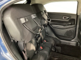 座面を跳ね上げるチップアップ機能付き☆高さのあるお荷物も積むのにとても便利です♪