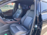 「中古車ハイブリッド保証」付き。ハイブリッド機構を無償で保証します。保証期間は、初度登録年月から10年目まで、またはロングラン保証が終わってから3年間。ただし累計走行距離が20万km以内です。