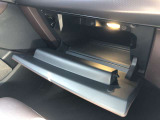 車両の詳細、ご質問につきましては、営業スタッフまでお気軽にご連絡下さいませ。遠方のお客様には実車の詳細動画送信も承ります。お問合せをお待ち致しております。