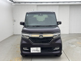 大きなフロントガラスで視野の広い運転が可能です!