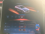 バックカメラにより駐車時の後方確認も楽にできます。