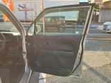 お車の状態は内外装共にとても綺麗な状態を保っておりますので私共でも自信を持ってお薦め出来る1台です!!